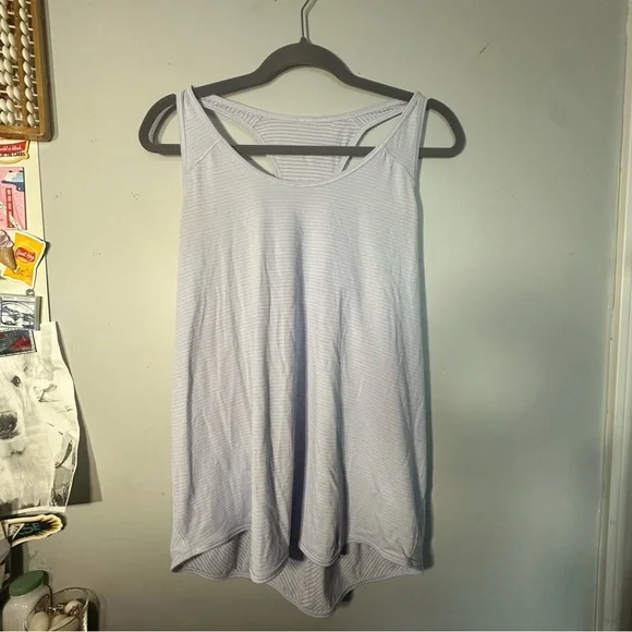 LULULEMON Essential Tank - Picture 3 of 7
